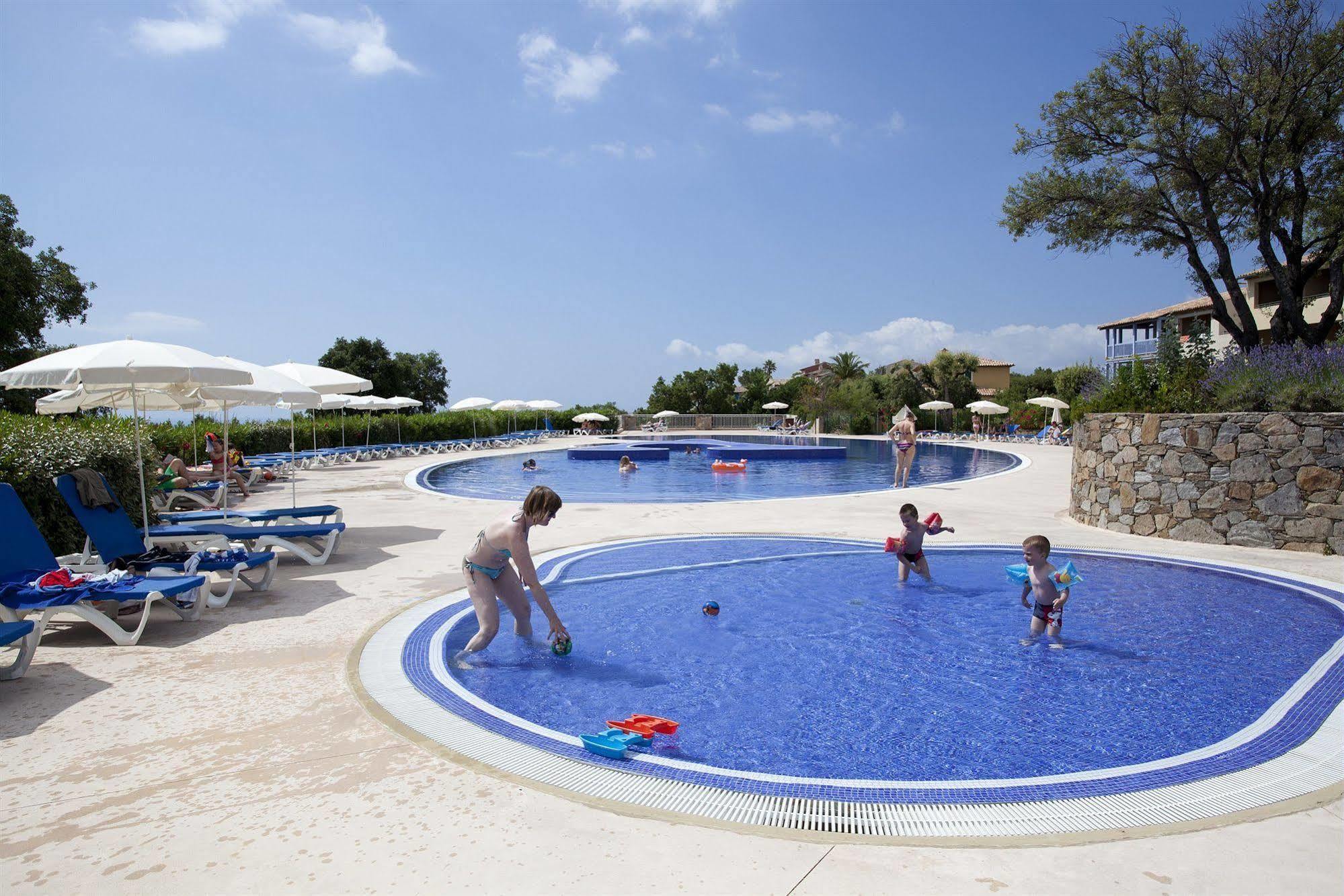 סן-מקסים P&V Residence Le Hameau Des Issambrr מראה חיצוני תמונה